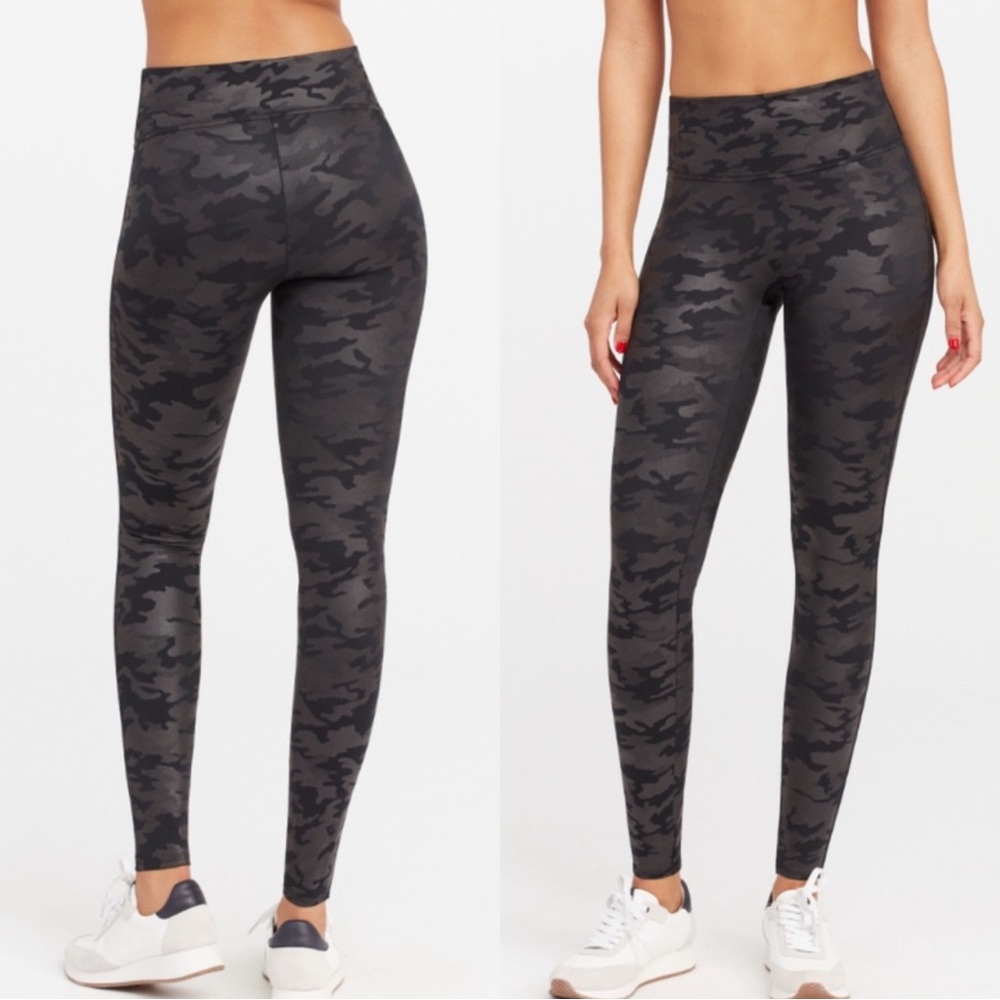 SPANX Camouflage Leggings